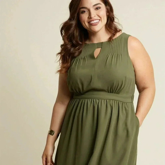 ModCloth Flaunts & Needs Chiffon Sleeveless Dress - Picture 6 of 8